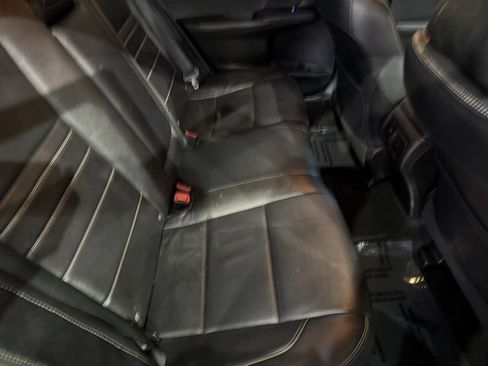 Used 2017 Toyota Camry XLE image 32