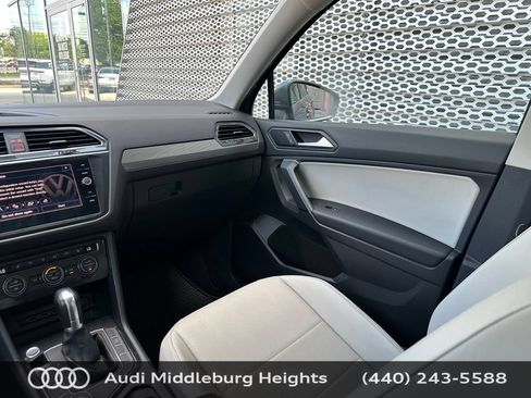 Used 2019 Volkswagen Tiguan SE w/ Panoramic Sunroof Package AWD/4WD image 29
