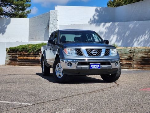 Used 2006 Nissan Frontier SE w/ (P01) Power Pkg AWD/4WD image 1