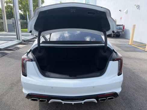 Used 2024 Cadillac CT5 V RWD image 6