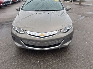 Used 2017 Chevrolet Volt Premier video 2