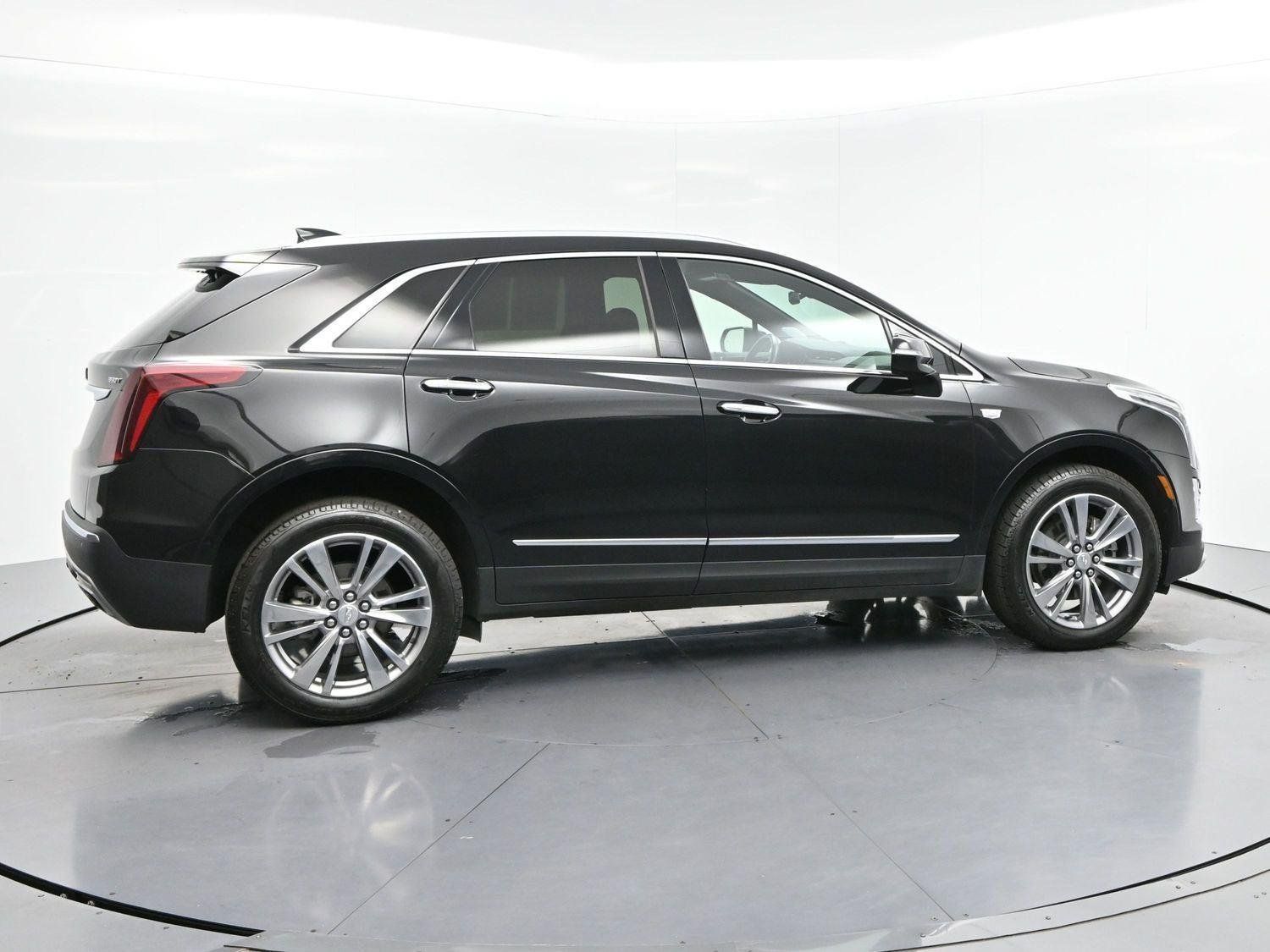 Certified 2025 Cadillac XT5 Premium Luxury AWD/4WD image 8