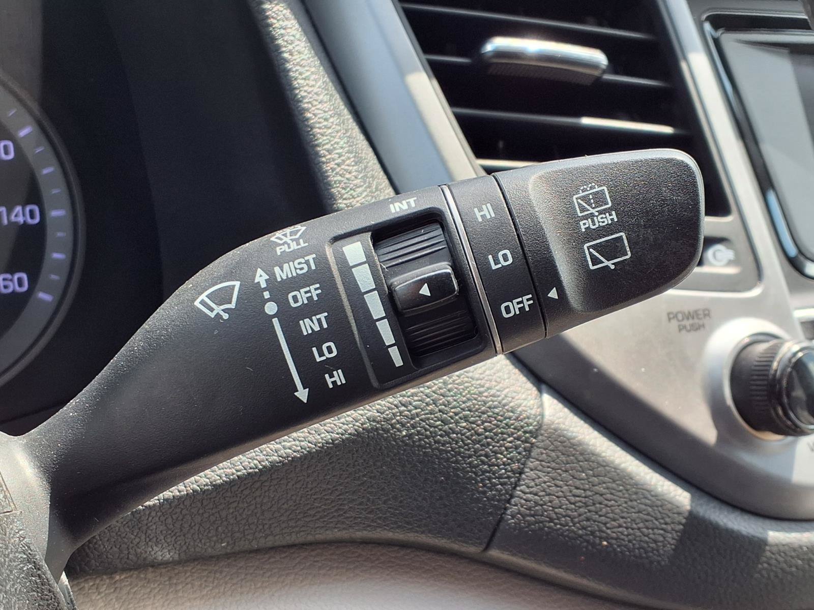 Used 2018 Hyundai Tucson SE FWD image 25