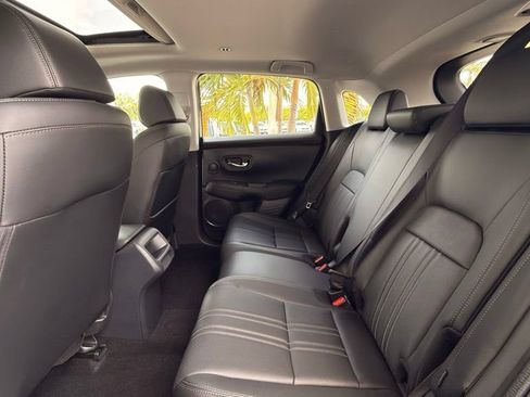 Used 2026 Honda HR-V EX-L image 7