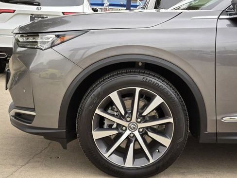 Certified 2026 Acura MDX w/ Technology Package FWD image 10