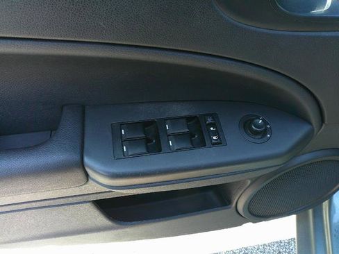 Used 2012 Dodge Caliber SXT image 8