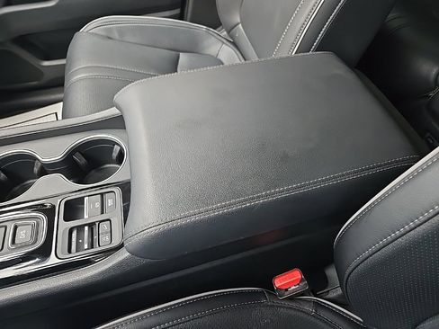 Used 2023 Honda Pilot Elite image 63