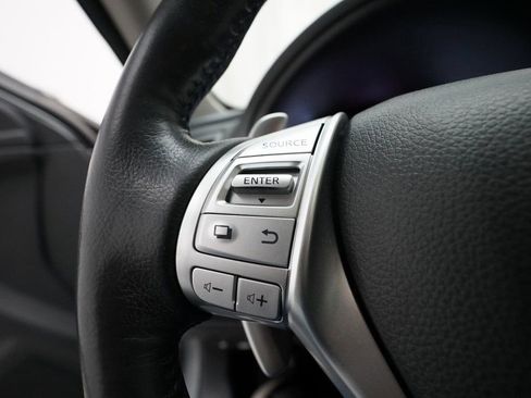 Used 2018 Nissan Altima 2.5 SR image 17