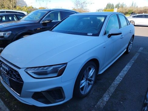 Used 2023 Audi A4 2.0T Premium w/ Convenience Package image 4