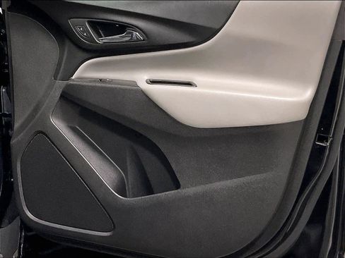 Used 2024 Chevrolet Equinox LT image 12