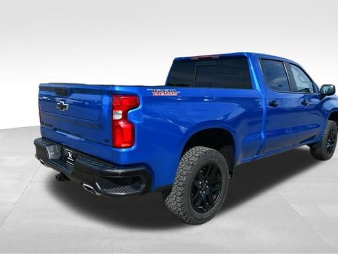 Used 2023 Chevrolet Silverado 1500 LT Trail Boss w/ LT Trail Boss Premium Package AWD/4WD image 8