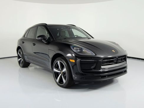 New 2026 Porsche Macan AWD/4WD image 12