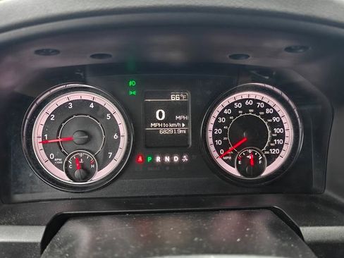 Used 2019 RAM 1500 Express image 13