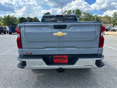 Used 2024 Chevrolet Silverado 1500 LT w/ Safety Package AWD/4WD image 7