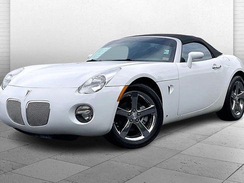 Used 2007 Pontiac Solstice Convertible w/ Premium Package RWD image 13