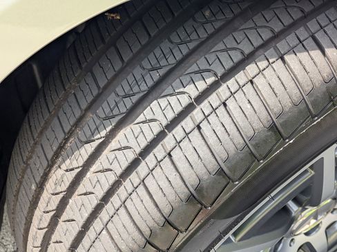 Certified 2024 Mercedes-Benz C 43 AMG 4MATIC Sedan image 12