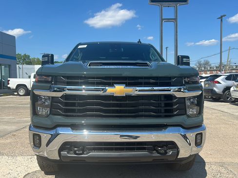 New 2026 Chevrolet Silverado 2500 LT w/ Safety Package AWD/4WD image 3
