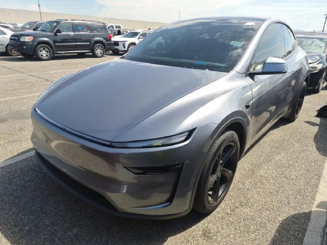 Used 2026 Tesla Model Y Long Range AWD/4WD image 1