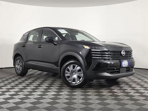 Used 2025 Nissan Kicks S FWD image 1