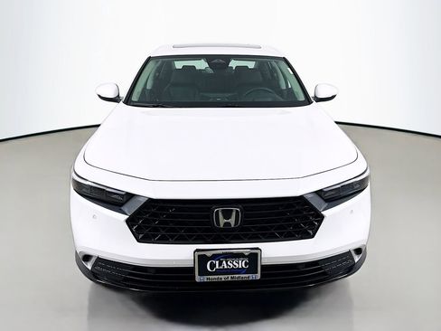 New 2026 Honda Accord Touring image 2