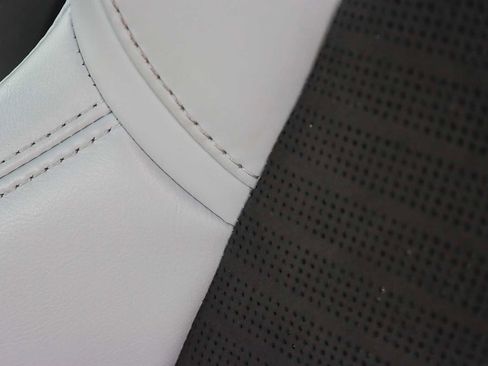 Used 2024 Chevrolet Corvette Stingray Premium Cpe w/ 3LT image 22