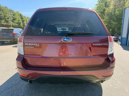 Used 2010 Subaru Forester 2.5X Premium image 4