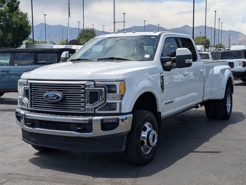 Used 2021 Ford F350 Lariat w/ Lariat Ultimate Package AWD/4WD image 10