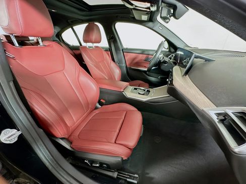 Used 2025 BMW 330i Sedan image 33