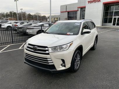 Used 2017 Toyota Highlander XLE