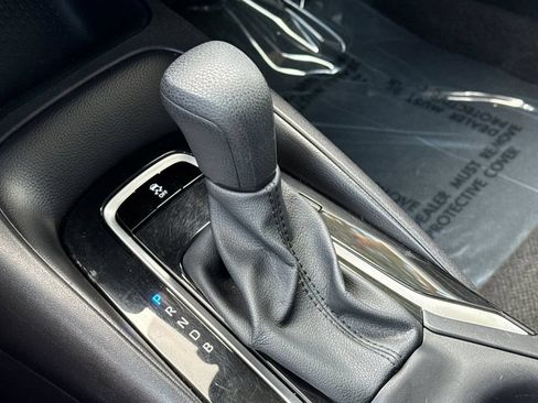 Certified 2025 Toyota Corolla LE FWD image 19