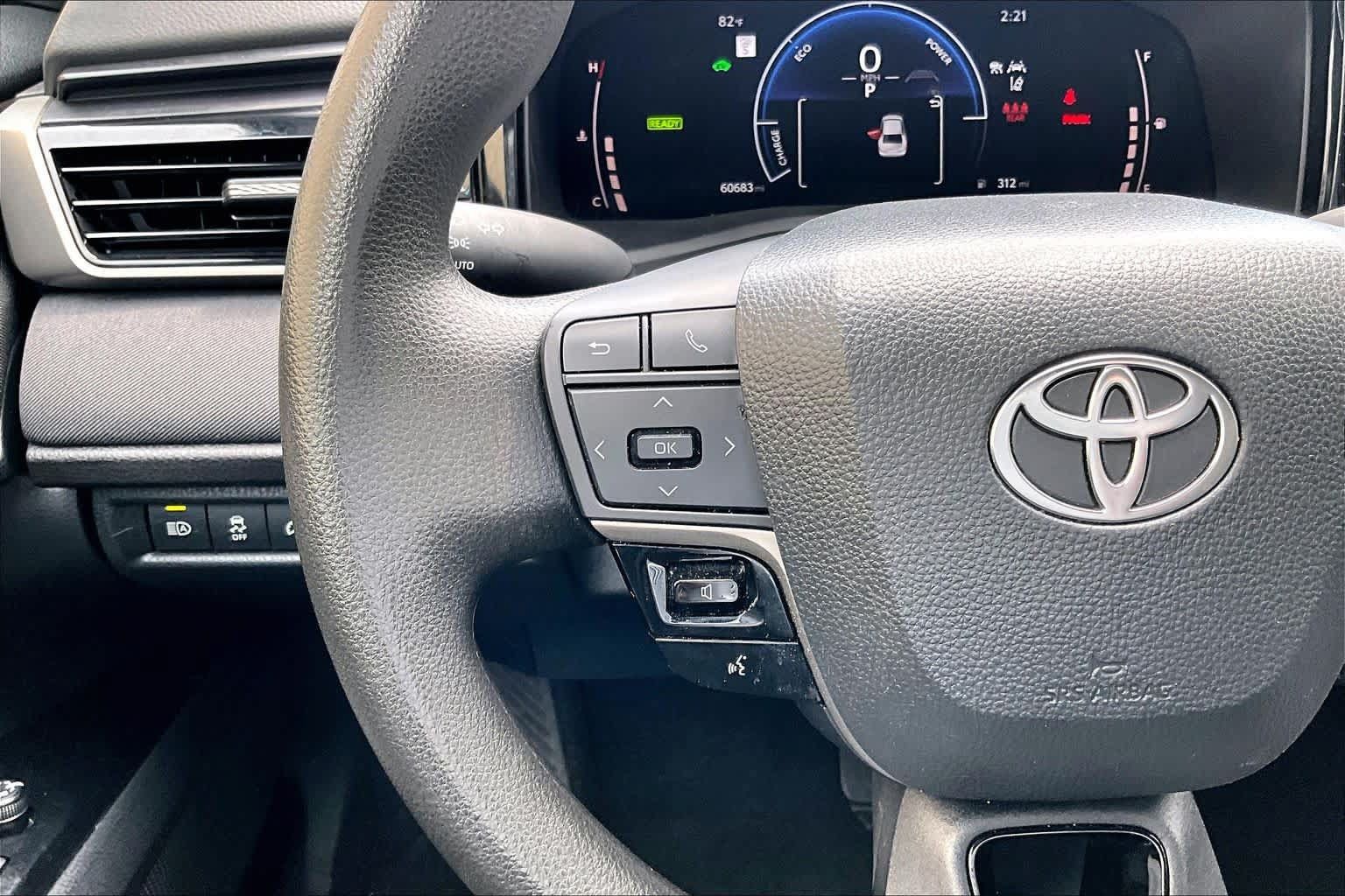 Used 2025 Toyota Camry LE FWD image 24