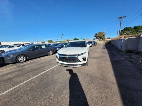 Used 2025 Chevrolet Blazer LT image 8