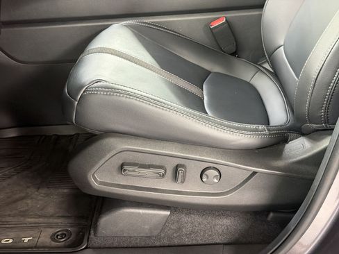 Certified 2025 Honda Pilot EX-L image 14