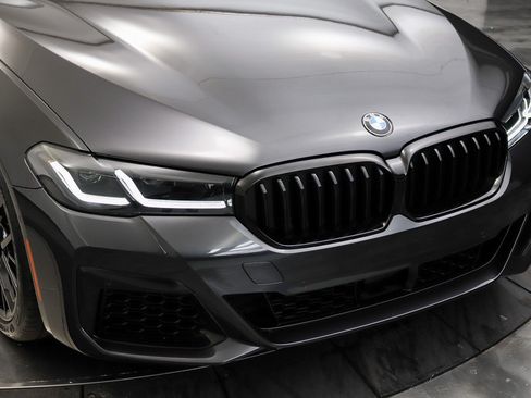 Used 2023 BMW M550i xDrive AWD/4WD image 9