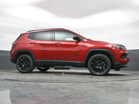 New 2026 Jeep Compass Latitude AWD/4WD image 47