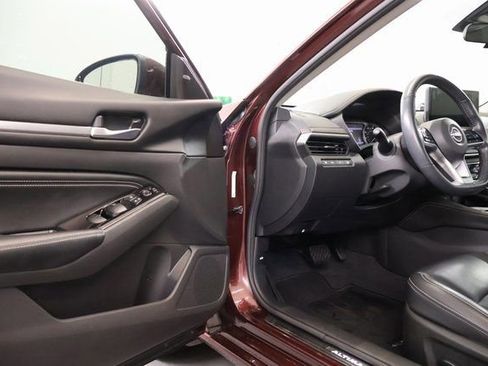 Certified 2023 Nissan Altima 2.5 SL AWD/4WD image 8