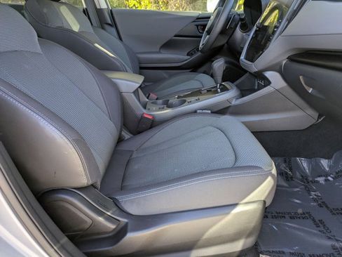 Used 2024 Subaru Crosstrek 2.0i Premium image 25