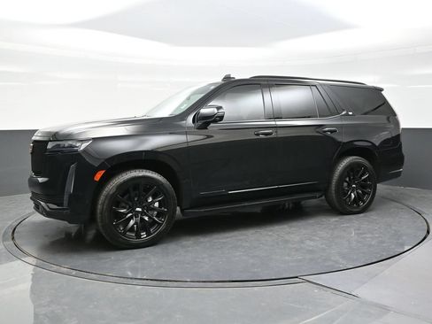 Certified 2022 Cadillac Escalade Sport w/ Touring Package AWD/4WD image 3