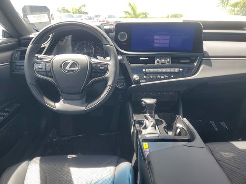 Certified 2024 Lexus ES 350 w/ Technology Package FWD image 10