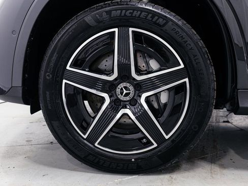 Certified 2026 Mercedes-Benz GLC 300 4MATIC image 37