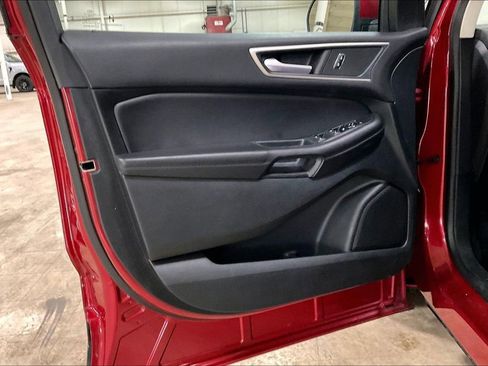 Certified 2024 Ford Edge SEL image 21