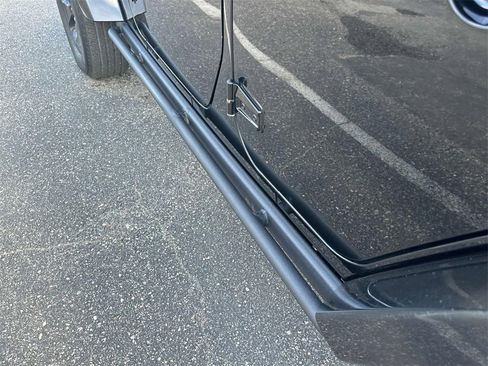 Used 2015 Jeep Wrangler Unlimited Sahara image 12