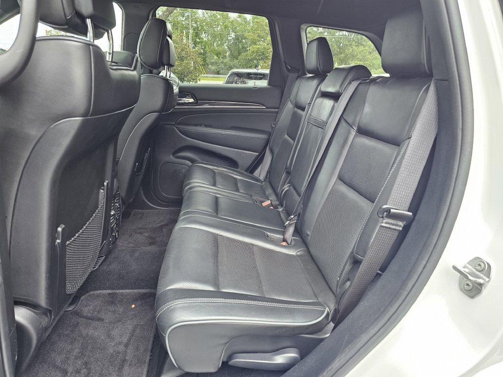 Used 2020 Jeep Grand Cherokee Overland AWD/4WD image 16