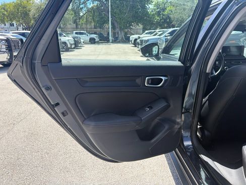 Used 2023 Honda Civic EX-L image 14