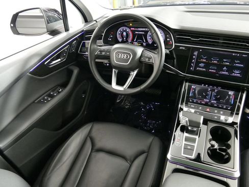 Used 2023 Audi Q7 3.0T Premium Plus w/ Premium Plus Package AWD/4WD image 9