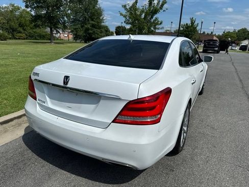 Used 2014 Hyundai Equus Signature RWD image 19