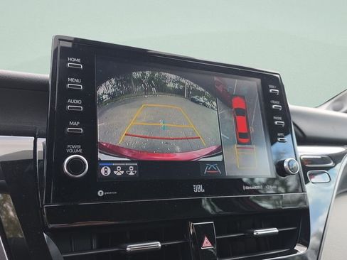 Used 2022 Toyota Camry XSE w/ Navigation Package image 17