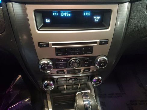 Used 2011 Ford Fusion SEL w/ 302A Rapid Spec Order Code image 18