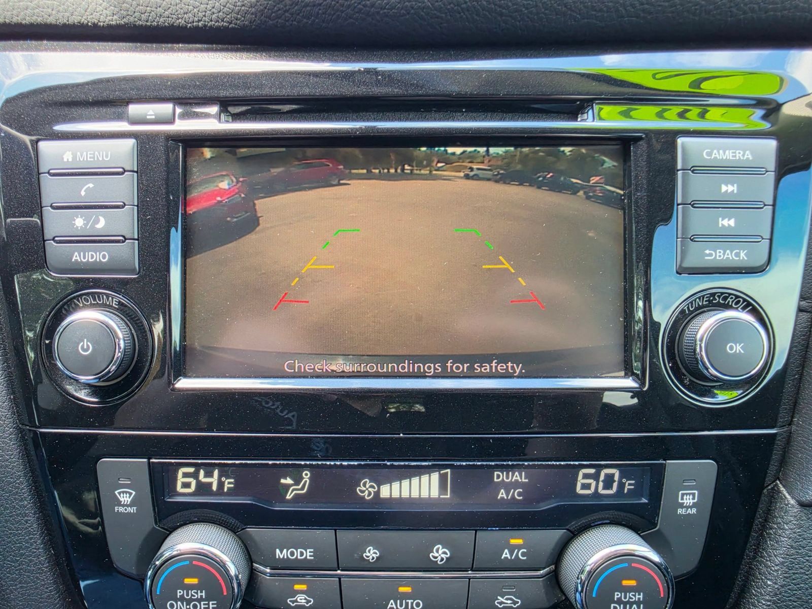 Used 2018 Nissan Rogue SV AWD/4WD image 13