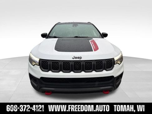 Used 2023 Jeep Compass Trailhawk w/ Trailhawk Elite Group AWD/4WD image 8